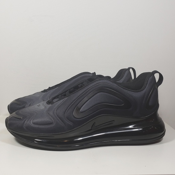 total eclipse air max 720
